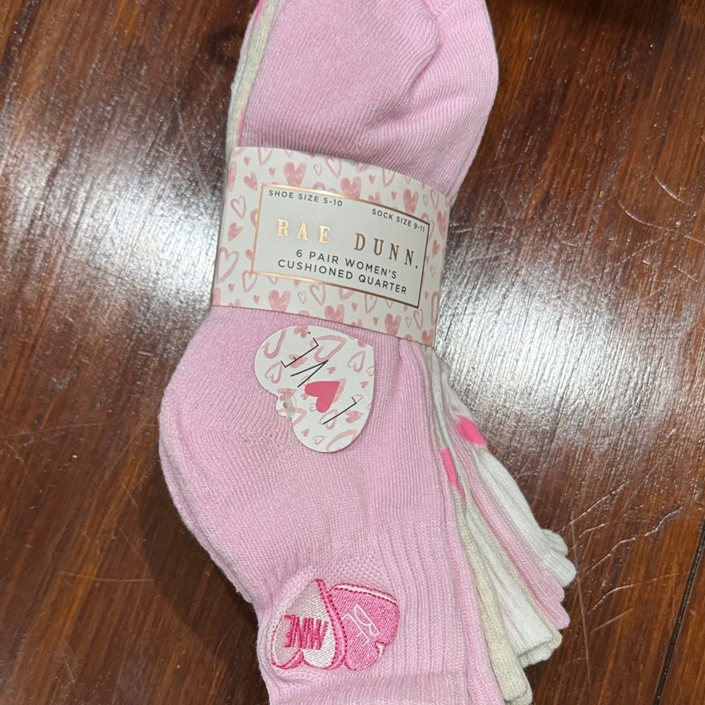 Rae Dunn Pink and Cream Heart Socks NWT